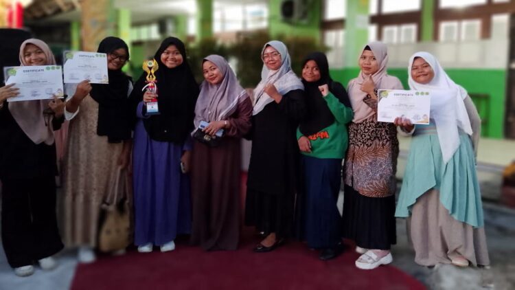 MTsS Luki Binaan UPZ Semen Padang Raih Prestasi di Ajang MAN KOPAR EXPO dan ALGORISM 1 MTsS Luki Binaan UPZ Semen Padang Raih Prestasi di Ajang MAN KOPAR EXPO dan ALGORISM. (dok. Humas)