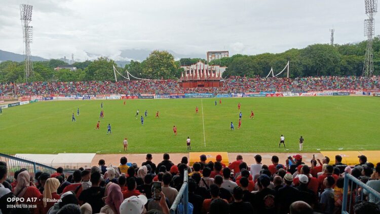 Semen Padang FC vs Persiraja