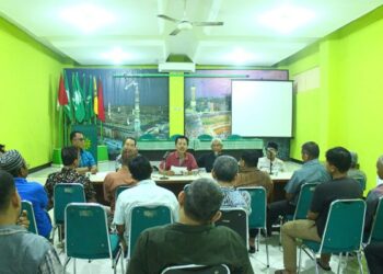 Komunitas Pedagang Pasar (KPP) Raya Padang menggelar pertemuan dengan sejumlah pedagang. Mereka menolak rencana kenaikan retribusi sebesar 25 persen. (Foto: Dok. KPP)