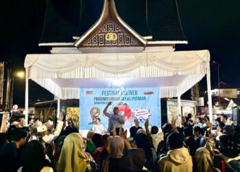 Buka Festival Kuliner Prabowo-Gibran di Bukittinggi, Andre Rosiade: All in Sekali Putaran