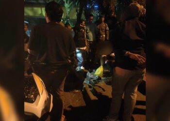 Tenggak Minol hingga Asyik Berpacaran di Tempat Umum, Belasan Remaja Digaruk Satpol PP Padang