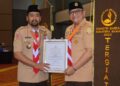 Kwarcab Gerakan Pramuka Padang Tergiat II Tingkat Provinsi Tahun 2023 3 Penghargaan Tergiat II dari Kwarda Pramuka Sumbar kepada Kwarcab Kota Padang. (Foto: Dok. Prokopim)