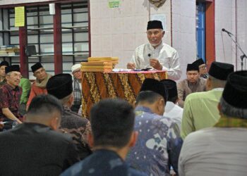 Safari Ramadan Gubernur Sumbar di Kabupaten Sijunjung pada Jumat (23/2/2024) malam. (Foto: Dok. Adpim)