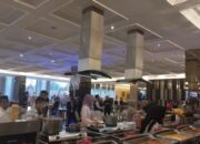 Padukan Makanan Tradisional-Timur Tengah, The ZHM Premiere Hotel Padang Sajikan 101 Menu Buka Puasa