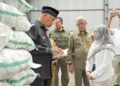 Usai Cek Gudang Bulog, Gubernur Pastikan Stok Beras di Sumbar Aman 3 Usai Cek Gudang Bulog, Gubernur Pastikan Stok Beras di Sumbar Aman