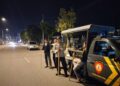 Aparat melakukan patroli dan membubarkan aksi tawuran di Jalan Khatib Sulaiman, Kecamatan Padang Utara, Kota Padang pada Jumat (15/3/2024) dini hari. (Foto: Dok. Istimewa)