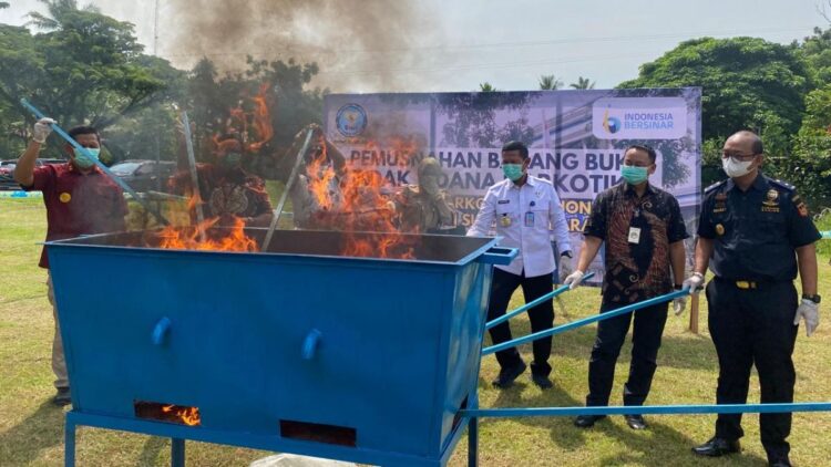 pemusnahan bb bnnp sumbar