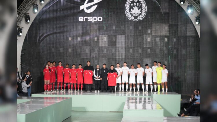 Timnas Indonesia Rilis Jersey Baru, Ada Elemen Perisai untuk Lindungi Logo Garuda 1 Jersey baru Timnas Indonesia yang baru dirilis. (Foto: Dok. PSSI)