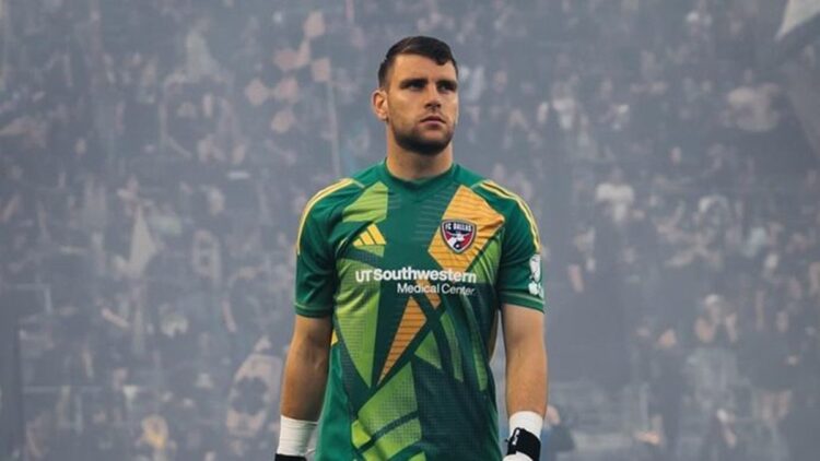 Setelah Pasti Perkuat Indonesia, FC Dallas Sebut Maarten Paes "Milik Garuda" 1 Kiper Timnas Indonesia Maarten Paes. (Instagram Maarten Paes)