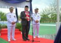 Gubernur Sumbar: SDM Berkompeten Sangat Penting untuk Maksimalkan Potensi Kelautan 2 Gubernur Sumbar, Mahyeldi (tengah) menghadiri wisuda ke-6 Poltekpel Sumbar. (Foto: Dok. Adpim)