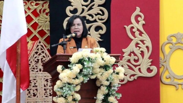 Deputi Bidang Pengembangan Bahan Pustaka dan Jasa Informasi Perpustakaan Nasional (Perpusnas) Mariana Ginting pada diskusi 122 tahun Bung Hatta: Literasi sebagai garda Indonesia Emas 2045 yang dipantau secara daring di Padang, Senin, (12/8/2024). ANTARA/Fandi Yogari).