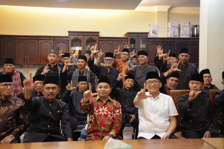 Terbukti Baik, Bundo Kanduang Minta Kurikulum Muatan Lokal Kota Padang Dilanjutkan 1 Kurikulum Muatan Lokal di sekolah di Kota Padang yang digagas Hendri Septa diminta dilanjutkan. (Foto: Dok. Istimewa)
