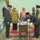 Gubernur Sumatera Barat (Sumbar), Mahyeldi melantik dan mengambil sumpah jabatan 18 pejabat orang pejabat Administrator dan Pejabat Pengawas di Lingkungan Pemprov, Kamis (15/8/2024) siang. (Foto: Dok. Adpim)