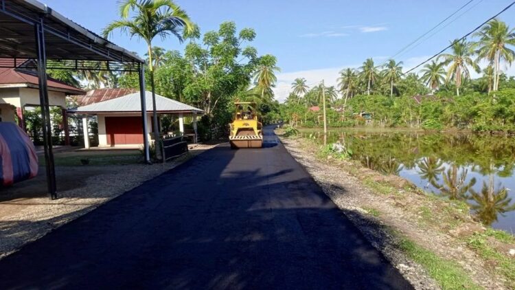 Pemkab Pesisir Selatan Tuntaskan Pembangunan Ruas Jalan Sepanjang 19,6 Kilometer di Sutera. (Foto: Istimewa)