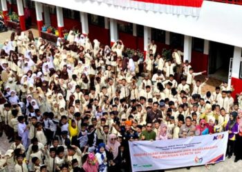 Sosialisasi keselamatan perkeretaapian di 2 Sekolah Dasar (SD) Kota Padang pada Jumat (30/8/2024) siang. (Foto: Dok. KAI Divre II Sumbar)