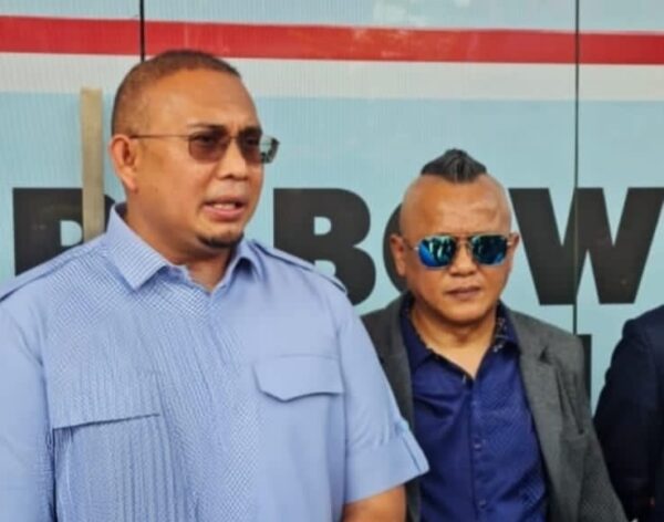 Andre Rosiade Tunjuk Pengacara Kondang, Boy London jadi Ketua Tim Hukum Mahyeldi-Vasko di Pilgub Sumbar 2024 1 Andre Rosiade dan Mukti Ali Kusmayadi Putra alias Boy London. (Foto: Dok. Pribadi)