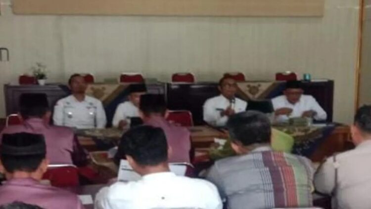 Nagari Lubukbasung Agam Ditetapkan sebagai Nagari Anti Korupsi 1 Pemerintah Nagari Lubukbasung sedang melakukan pertemuan dalam persiapan hadapi nagari anti korupsi. Dok HO/Diskominfo Agam