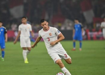 Jay Idzes, Pemain Indonesia Pertama Debut di Serie A Italia