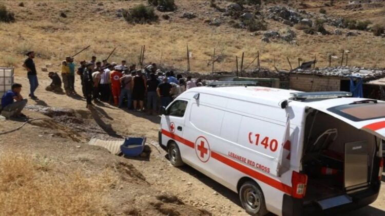 Ada Ledakan di Lebanon Selatan, Tiga Penjaga Perdamaian PBB Terluka 1 Tiga penjaga perdamaian anggota Pasukan Sementara PBB di Lebanon (UNIFIL) mengalami luka ringan dalam sebuah ledakan di dekat kendaraan mereka di sekitar kota Yarine, Lebanon selatan/ANTARA/Anadolu/PY