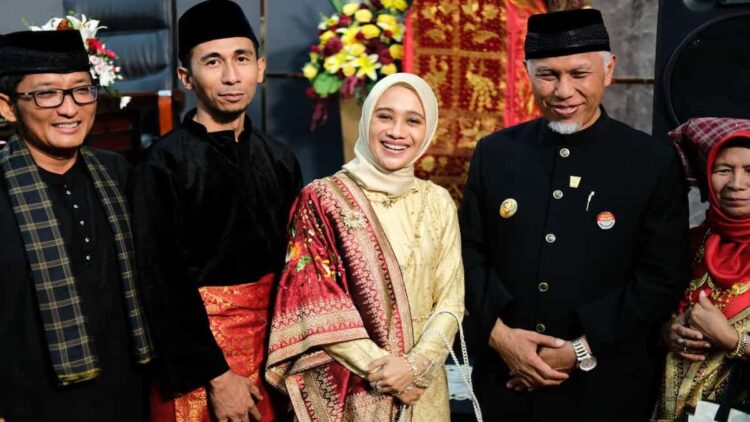 Hadiri HUT ke-355 Kota Padang, PT Semen Padang Siap Terus Berkolaborasi 1 Dua perwakilan PT Semen Padang hadiri HJK Padang. (dok. istimewa)