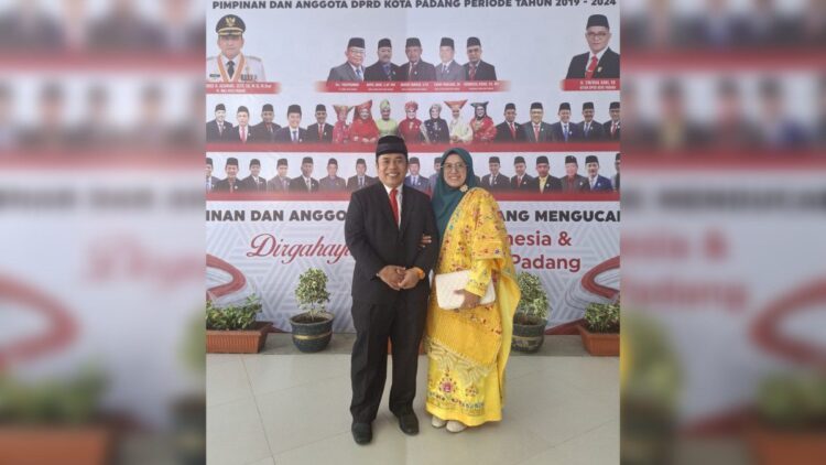 Ustaz Mulyadi Muslim dilantik anggota DPRD Kota Padang
