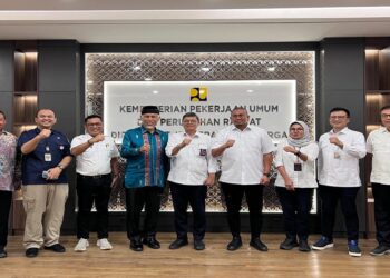 Andre Rosiade dan Gubernur Sumbar Temui Dirjen Bina Marga, Pemenang Tender Fly Over Sitinjau Lauik Diumumkan 13 September 20 Andre Rosiade dan Gubernur Sumbar Temui Dirjen Bina Marga, Pemenang Tender Fly Over Sitinjau Lauik Diumumkan 13 September