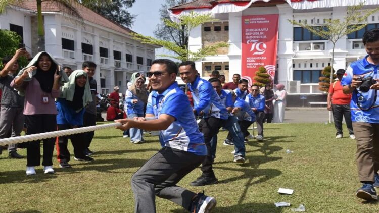 Meriahkan HUT RI ke-79, Pemko Pariaman Gelar Berbagai Perlombaan 1 Pemko Pariaman menggelar berbagai lomba memeriahkan HUT RI. (Foto: Dok. Istimewa)