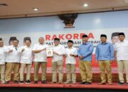 Partai Gerindra Deklarasikan Hendri Septa-Hidayat Maju Pilkada Kota Padang