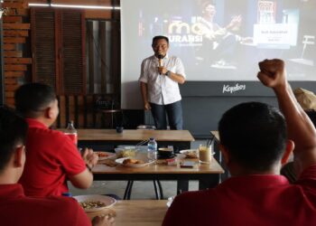 Hendri Septa-Hidayat Bersama Braditi Moulevey Komit Majukan Olahraga Kota Padang