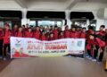 Sepakbola dan Arung Jeram Berangkat Menuju Arena PON XXI Aceh-Sumut 5 Keberangkatan atlet Sumbar ke PON XXI. (dok. Humas KONI Sumbar)