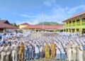 Pengukuhan 150 siswa sebagai Duta Keterbukaan Informasi Publik di Lapangan Upacara SMKN 1 Lubuk Sikaping, Pasaman, Senin 12 Agustus 2024. (dok. istimewa)