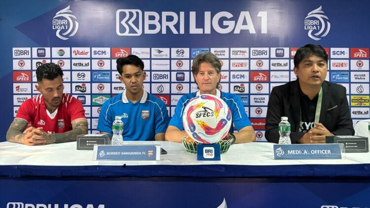 Borneo FC Waspadai Kekuatan Baru Semen Padang FC 1 Pre match press conference Semen Padang FC vs Borneo FC. (dok. MO Semen Padang FC)
