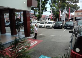 Datangi Kejari Padang, Anggota DPRD Sumbar Ini Diperiksa soal Kasus Korupsi