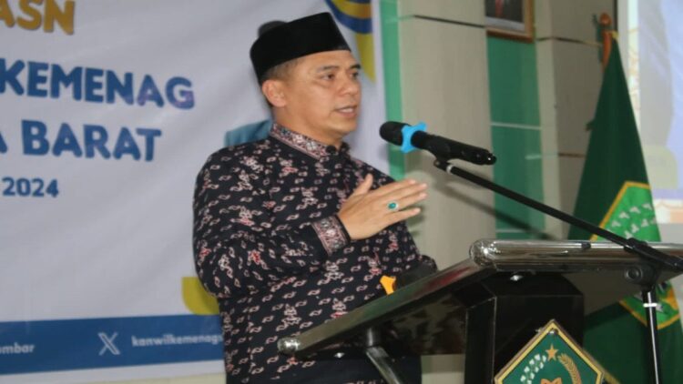 Wamenag Ingatkan Pentingnya Perkuat Moderasi Beragama di Tengah Masyarakat 1 Wakil Menteri Agama RI, Syaiful Rahmat Dasuki. (Foto: Dok. Istimewa)