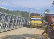 Jalan Lintas Riau-Sumbar Longsor, BPJN Pasang Jembatan Bailey