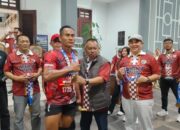 Ketum PWI Pusat Zulmansyah Sambut Pelari SIWO PWI Malang Raya Night Run