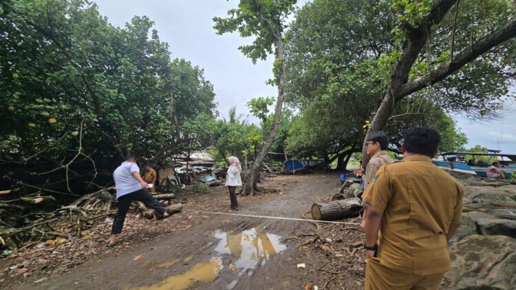 Pemprov Sumbar menurunkan tim untuk melakukan pengecekan lapangan. (Foto: Dok. Istimewa)
