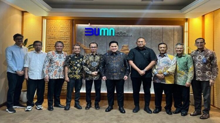 Anggota DPR RI Andre Rosiade bersama jajaran Unand bertemu Menteri BUMN Erick Thohir. (Foto: Dok. Istimewa)