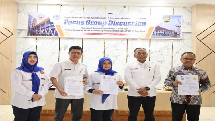 Bappeda Pariaman Sebut UU Nomor 3/2024 jadi Panduan Penatalaksanaan Pemerintahan Desa 1 Focus Group Discussion (FGD) Penyusunan Produk Hukum Desa, Pasca Perubahan Undang-Undang Nomor 3 Tahun 2024, tentang Perubahan Kedua UU Nomor 6 Tahun 2014 tentang Desa. (Foto: Dok. Istimewa)