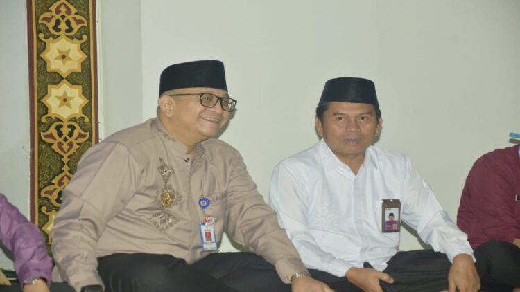 Pj Wako Padang memperingati Maulid Nabi Muhammad SAW. (Foto: Dok. Diskominfo Padang)