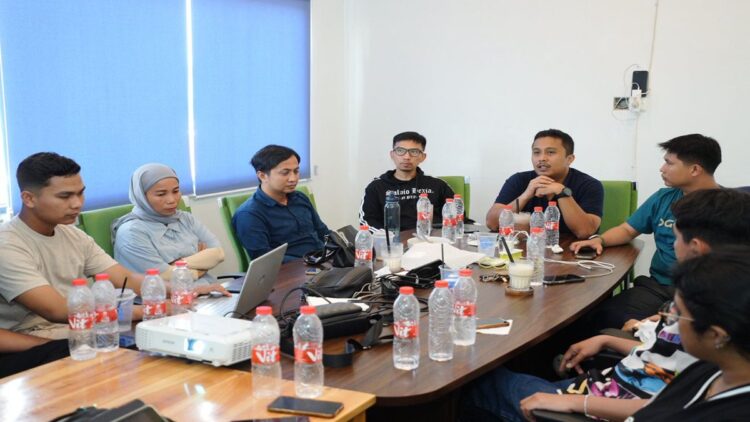 Vasko Ruseimy dan TGercep Matangkan Program Nagari Creative Hub 1 Calon Wakil Gubernur (Cawagub) Sumatera Barat (Sumbar), Vasko Ruseimy, bersama Tim Gerak Cepat (TGercep) terus mematangkan konsep Nagari Creative Hub. (Foto: Dok. Istimewa)