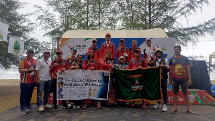 Dua Peselancar Ombak Sumbang Dua Medali Perunggu di PON XXI 1 Dua atlet selancar ombak Sumbar dapat perunggu di PON XXI. (dok. istimewa)