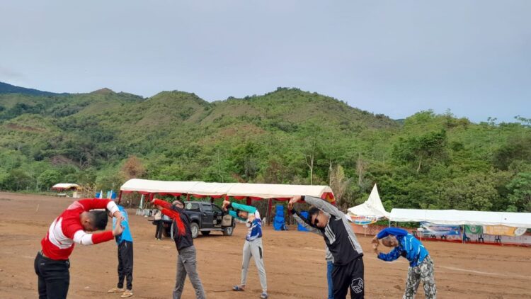 Atlet Sumbar Kembali Buru Medali, Gulat Berpotensi Tambah Emas 1 Tim Paralayang Sumbar latihan ringan di lokasi venue pertandingan PON XXI. (dok. istimewa)
