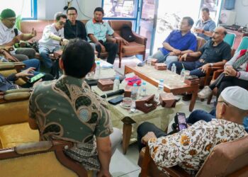 Pertemuan Pertamina Patra Niaga Sumbar dengan PWI Sumbar. (dok. istimewa)