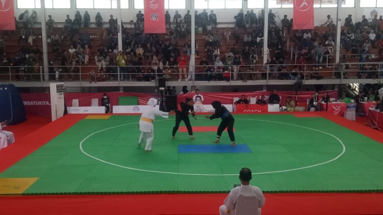 Sumbar Berpeluang Dapat Medali Emas dari Cabor Pencak Silat 1 Pesilat putri Sumbar berpeluang raih emas di PON XXI. (dok. istimewa)