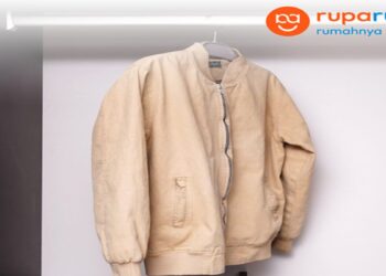 Rupa-rupa gantung baju. (dok. istimewa)