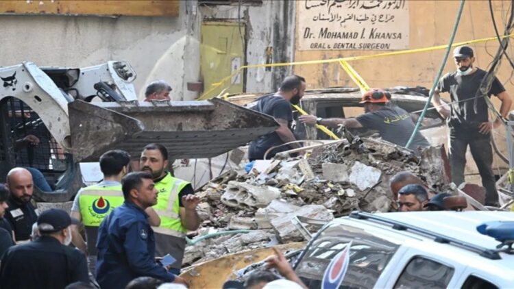 1.247 Orang di Lebanon Tewas akibat Serangan Israel sejak 2023 1 Jumlah korban tewas akibat serangan udara Israel sejak 8 Oktober tahun lalu telah mencapai 1.247 orang, termasuk wanita dan anak-anak, dengan sekitar 5.278 orang terluka, kata seorang pejabat Lebanon pada Rabu (25/9/2024). /ANTARA/Anadolu/py