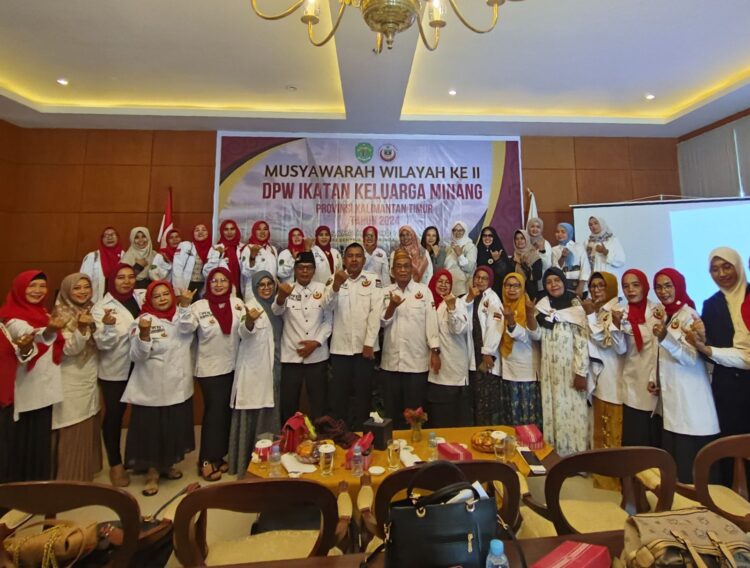 Sekjend IKM Nefri Hendri Buka Muswil DPW IKM Kaltim, Sudirman Terpilih jadi Ketua 1 Sekjend IKM Nefri Hendri Buka Muswil DPW IKM Kaltim, Sudirman Terpilih jadi Ketua