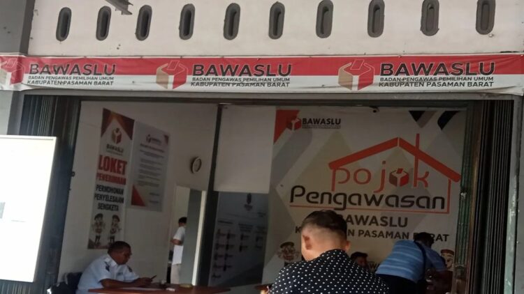 Maksimalkan Pengawasan Pilkada, Bawaslu Pasaman Barat Bentuk Lima Pokja 1 Suasana Kantor Bawaslu Kabupaten Pasaman Barat, Sumatera Barat. (ANTARA/Altas Maulana)