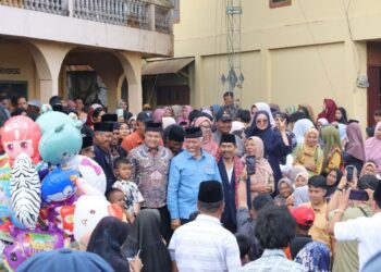 Meriah! Mahyeldi Disambut Arak-arakan dan Tambua Tansa di Nagari Batagak